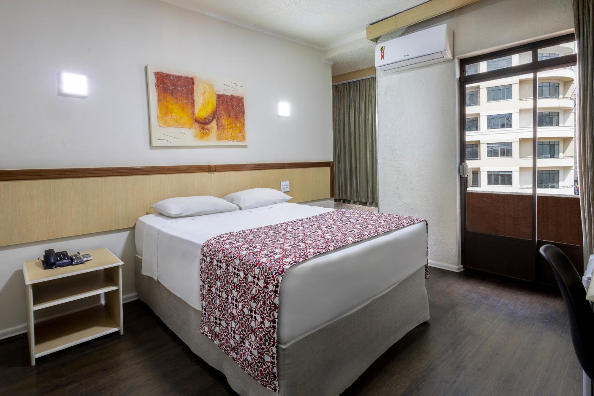 Hotel Euro Suite Sao Paulo By Nacional Inn - A 600 Metros Da Rua 25 De Marco Luaran gambar